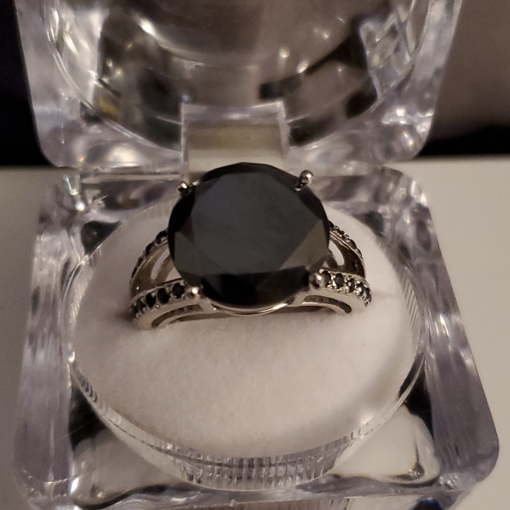 Black Diamond Ring - size 8